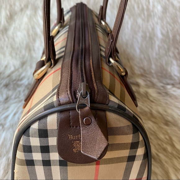 Burberry Boston Bag - Picture 5 of 16